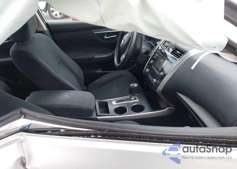 2015 Nissan Altima 2.5 Sv z USA, uszkodzony, nr VIN 1N4AL3AP0FC145139